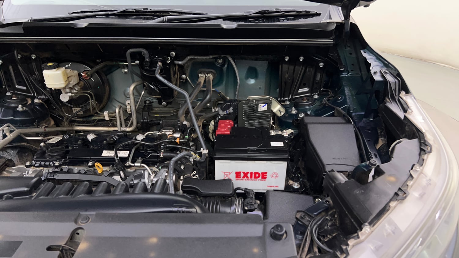 Used 2024 Toyota Innova Hycross GX (O) 7 STR Petrol Automatic engine ENGINE LEFT SIDE HINGE & APRON VIEW