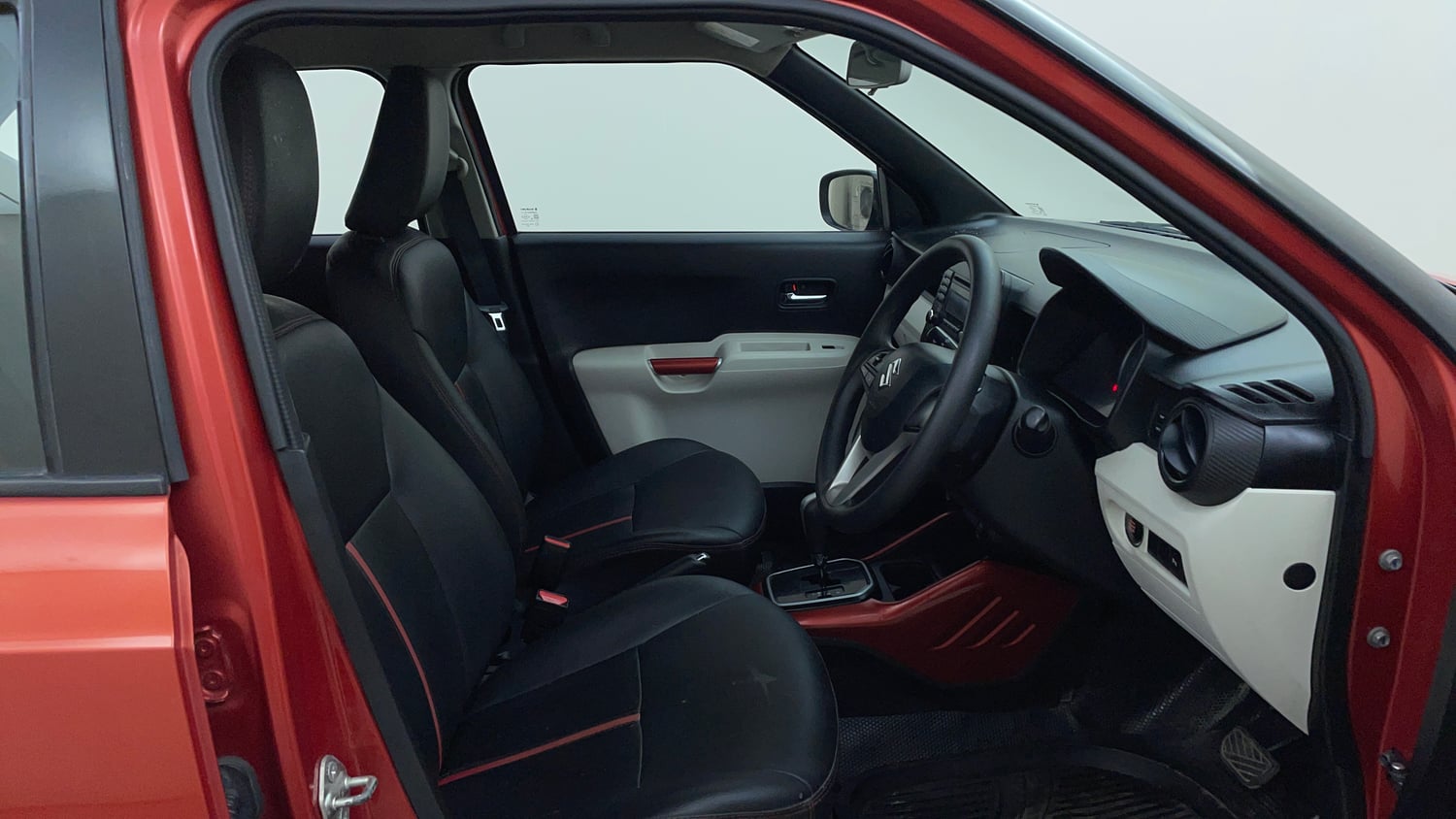 Used 2017 Maruti Suzuki Ignis Zeta 1.2 AMT Petrol Automatic interior RIGHT SIDE FRONT DOOR CABIN VIEW