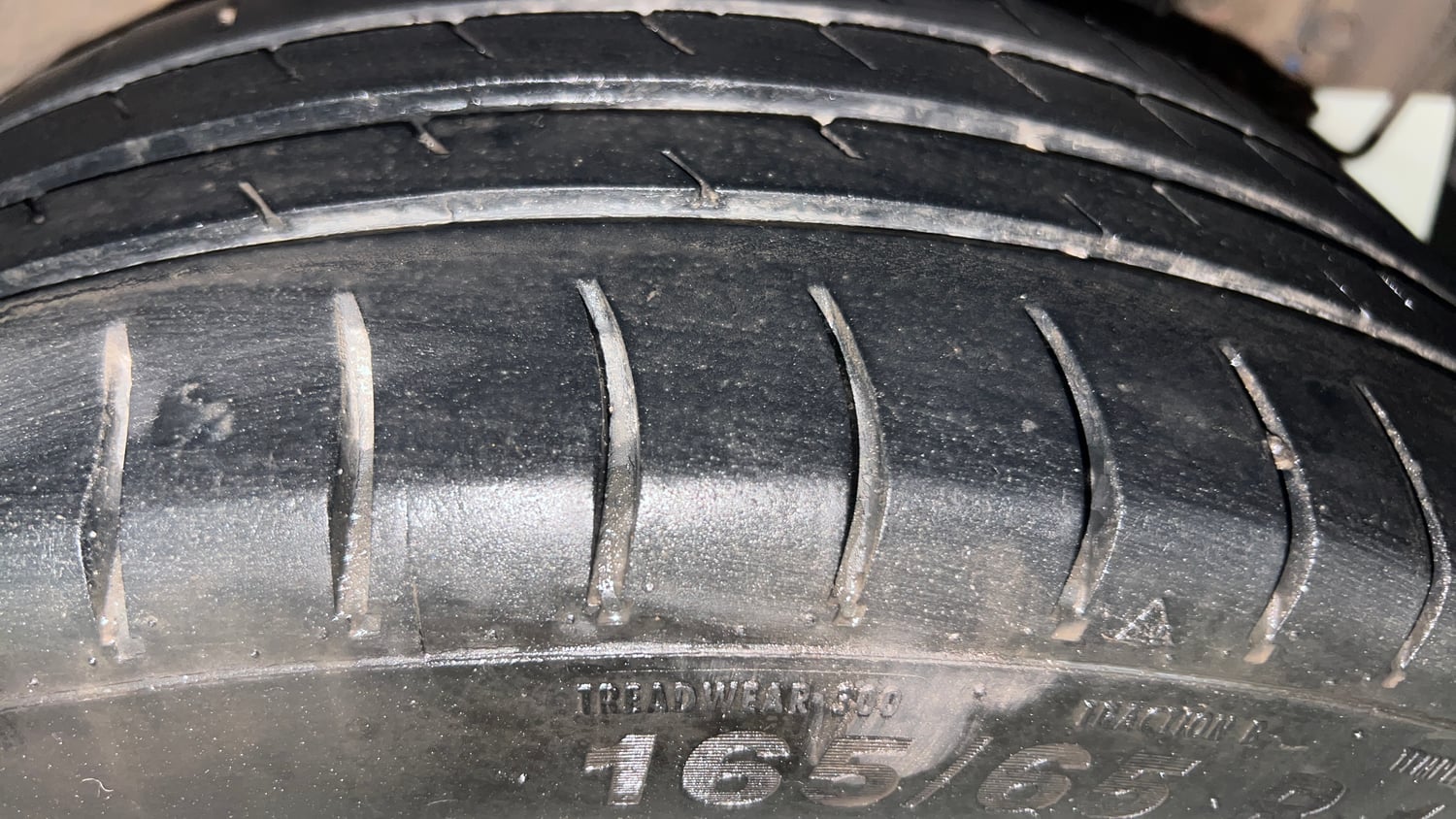 Used 2015 Hyundai Grand i10 Asta 1.2 Kappa VTVT Petrol Manual tyres LEFT REAR TYRE TREAD VIEW