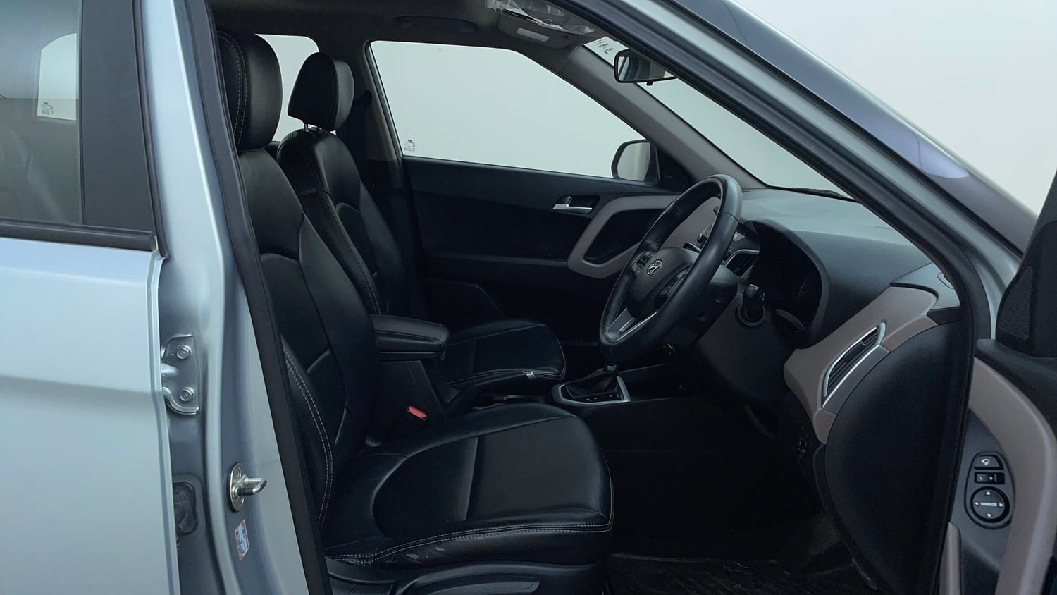 Used 2019 Hyundai Creta SX 1.6 AT Petrol Petrol Automatic interior RIGHT SIDE FRONT DOOR CABIN VIEW