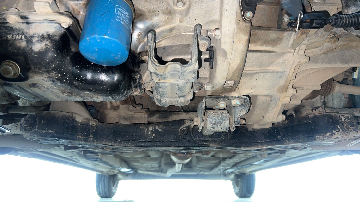 Used 2013 Hyundai Grand i10 Sportz 1.2 Kappa VTVT Petrol Manual extra FRONT LEFT UNDERBODY VIEW