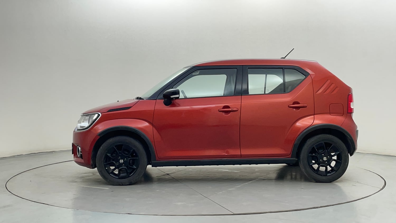 Used 2017 Maruti Suzuki Ignis Zeta 1.2 AMT Petrol Automatic exterior LEFT SIDE VIEW