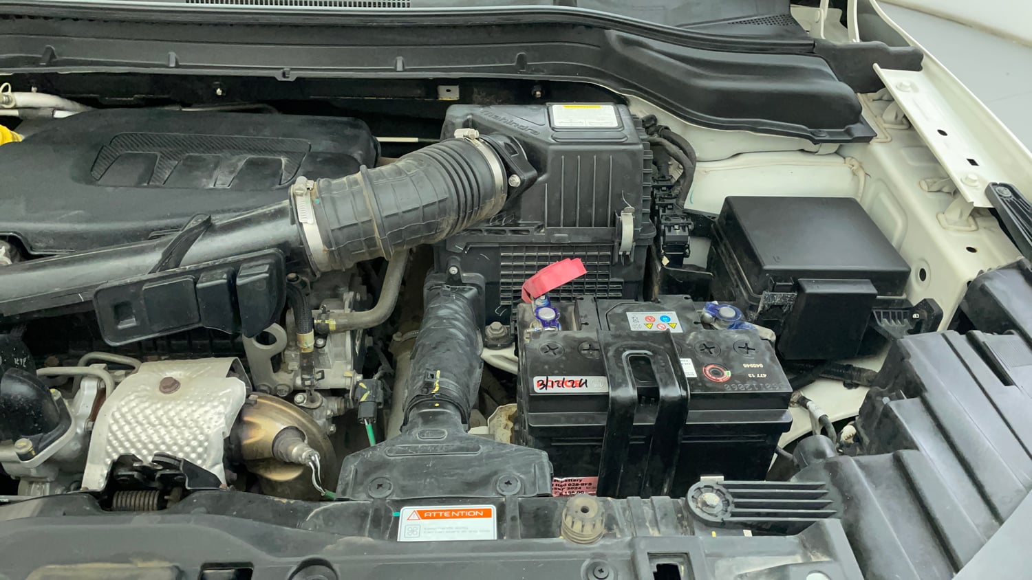Used 2021 Mahindra XUV 300 W8 (O) 1.2 Petrol Petrol Manual engine ENGINE LEFT SIDE VIEW