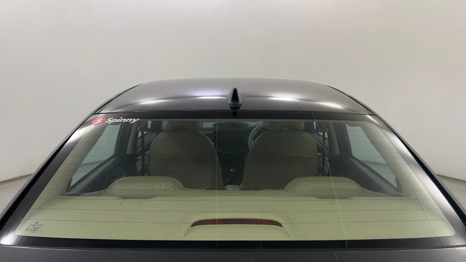 Used 2023 Honda Amaze VX MT 1.2 Petrol Petrol Manual exterior BACK WINDSHIELD VIEW