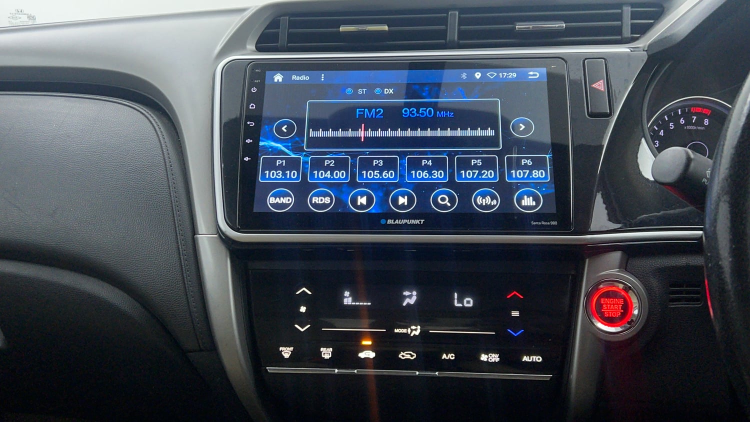 Used 2017 Honda City VX CVT Petrol Petrol Automatic interior MUSIC SYSTEM & AC CONTROL VIEW