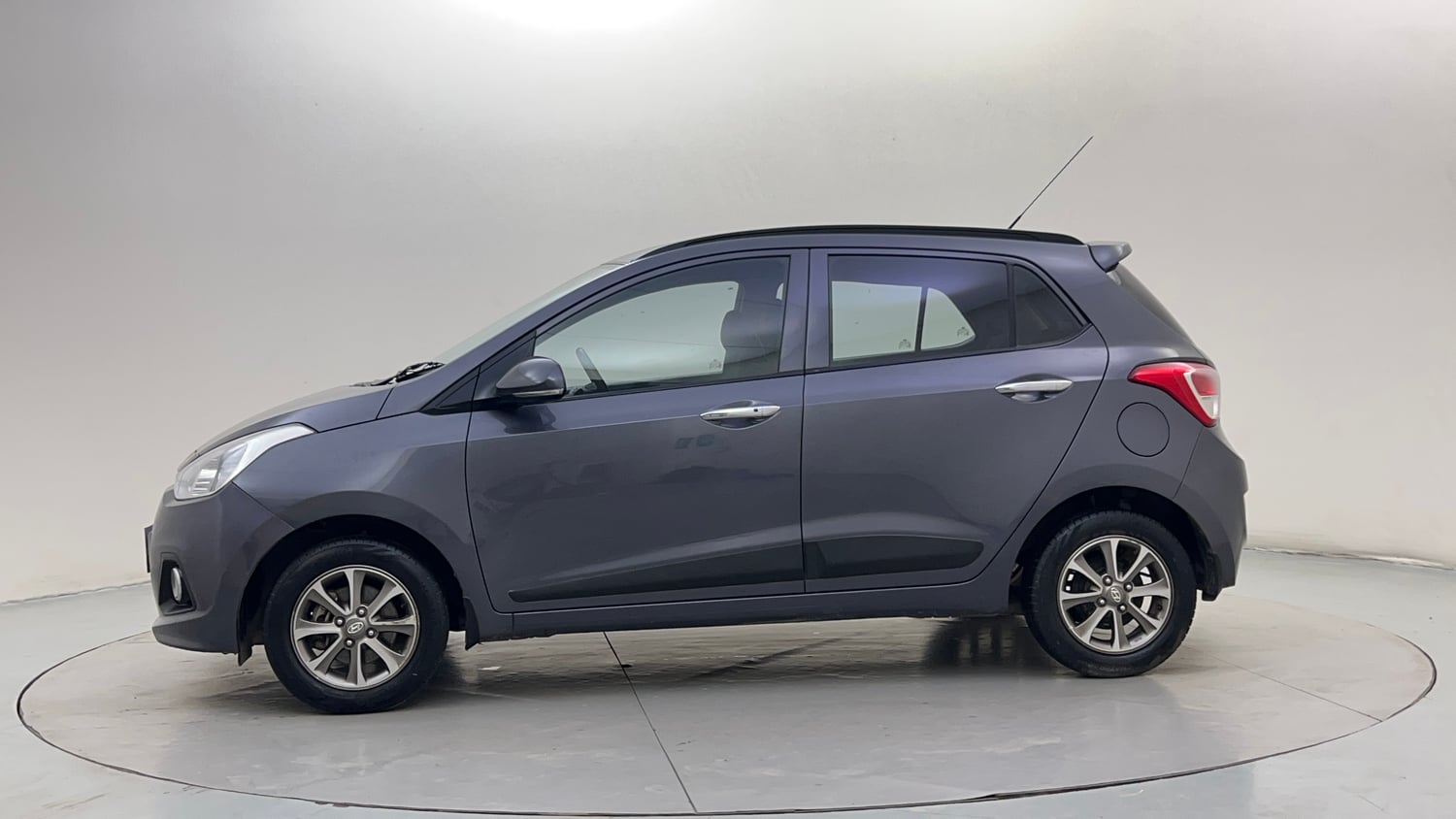 Used 2015 Hyundai Grand i10 Asta 1.2 Kappa VTVT Petrol Manual exterior LEFT SIDE VIEW