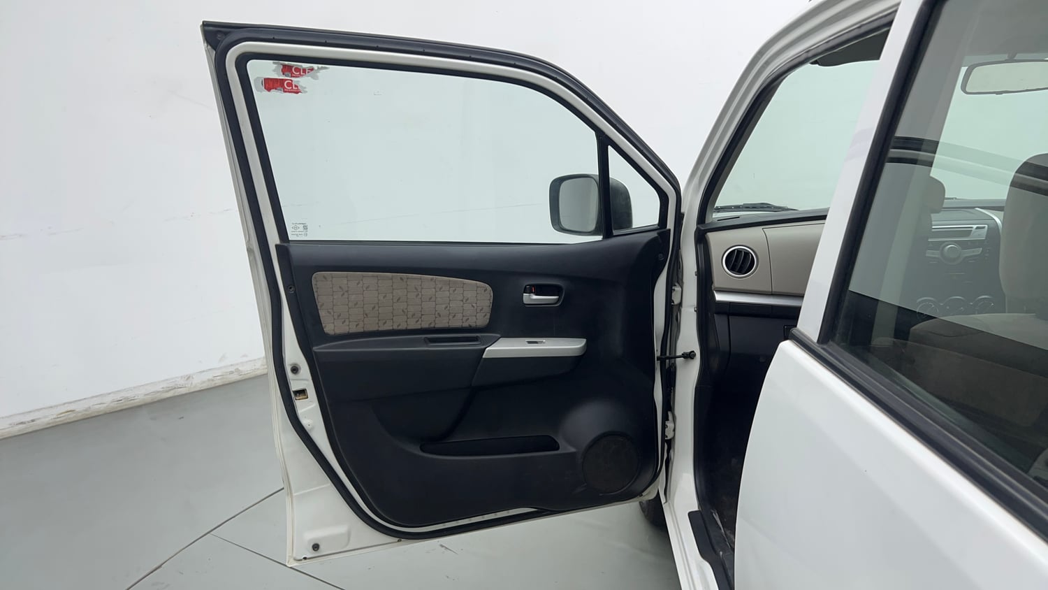 Used 2015 Maruti Suzuki Wagon R VXI Petrol Manual interior LEFT FRONT DOOR OPEN VIEW