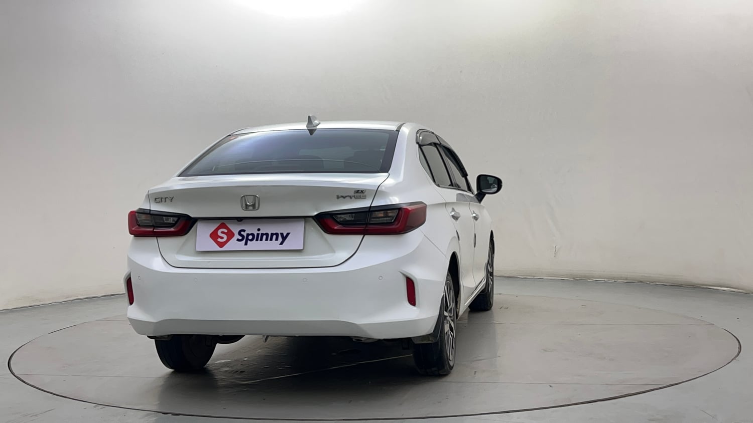 Used 2021 Honda City ZX CVT Petrol Petrol Automatic exterior RIGHT REAR CORNER VIEW