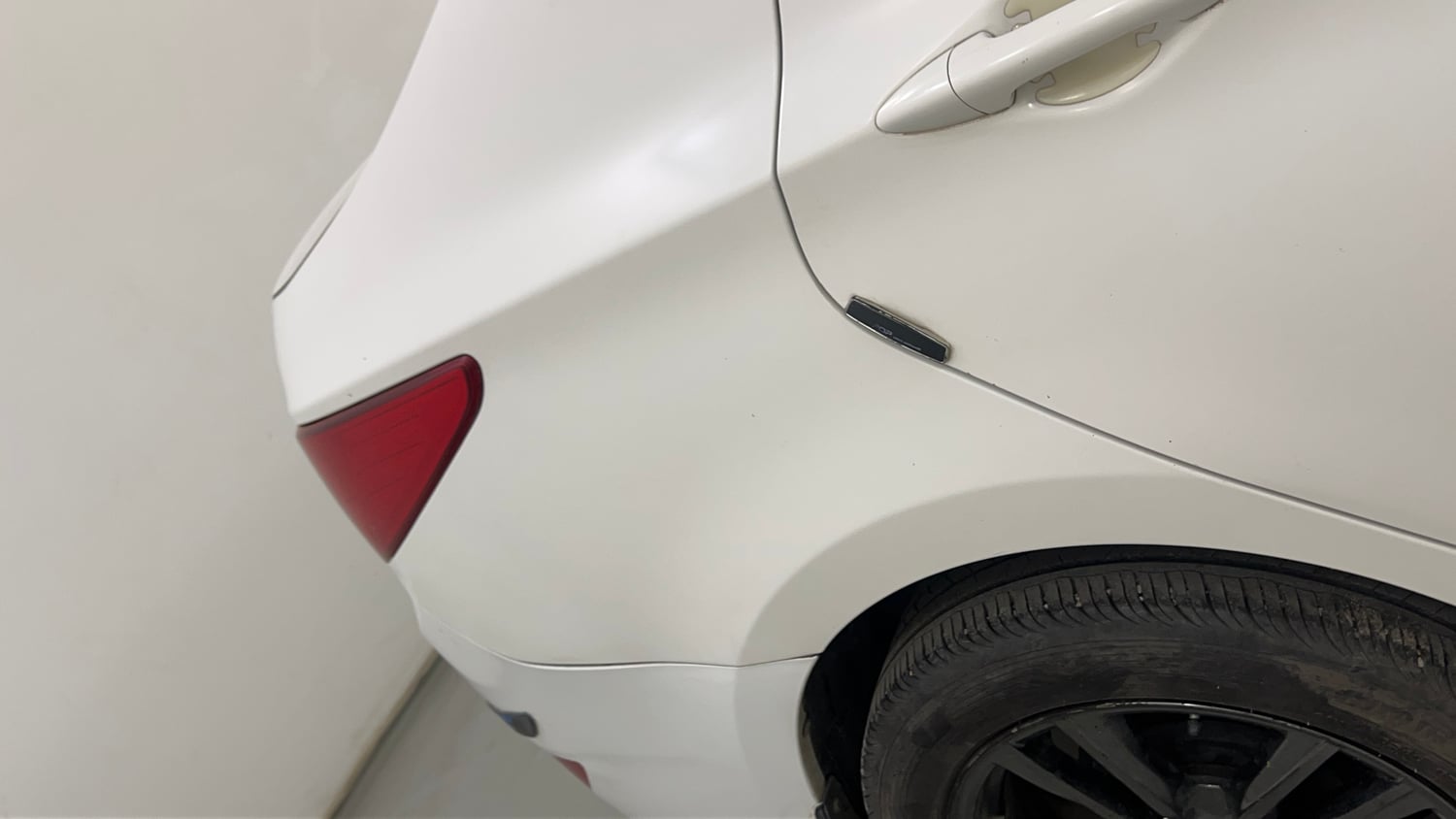Used 2016 Hyundai Verna 1.6 CRDI S AT Diesel Automatic dents MINOR SCRATCH