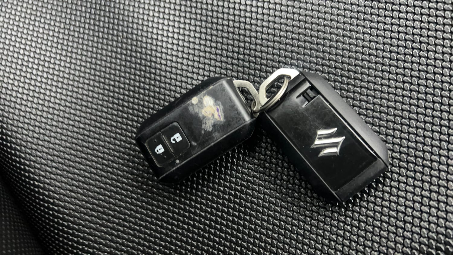 Used 2019 Maruti Suzuki Baleno Zeta Petrol Manual extra CAR KEY VIEW