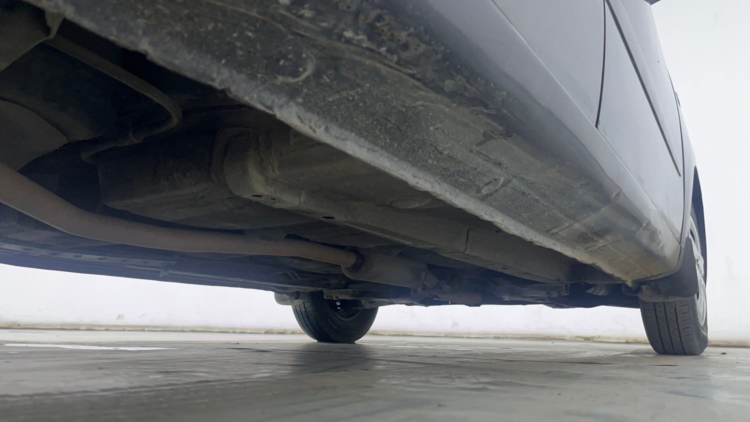 Used 2012 Hyundai i10 Sportz 1.2 Kappa2 Petrol Manual extra REAR RIGHT UNDERBODY VIEW