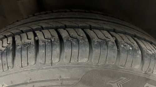 Used 2015 Honda Amaze 1.2 S i-VTEC Petrol Manual tyres RIGHT REAR TYRE TREAD VIEW