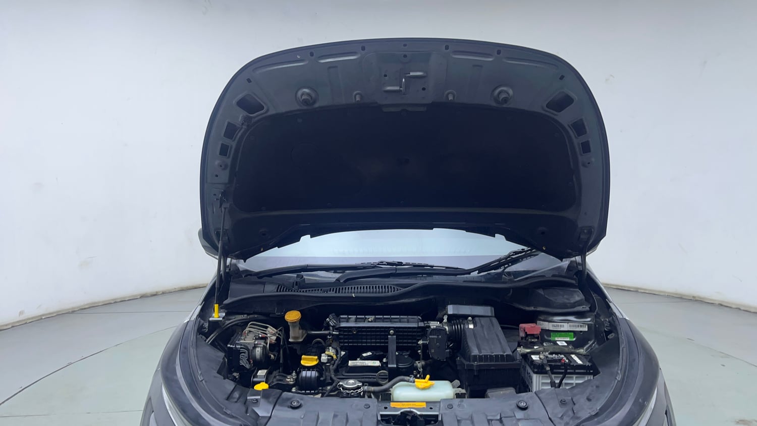 Used 2024 Tata Altroz XZA Petrol Petrol Automatic engine ENGINE & BONNET OPEN FRONT VIEW