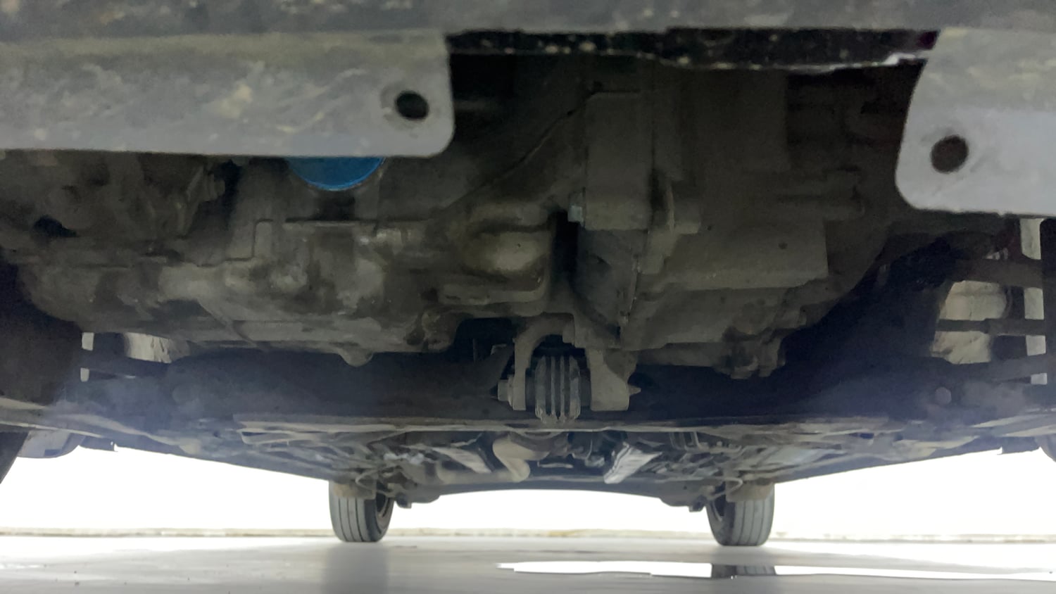 Used 2020 Honda Amaze 1.2 S MT Petrol Petrol Manual extra FRONT LEFT UNDERBODY VIEW