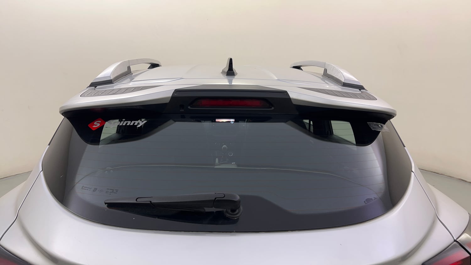 Used 2023 Renault Kiger RXZ MT Petrol Manual exterior BACK WINDSHIELD VIEW