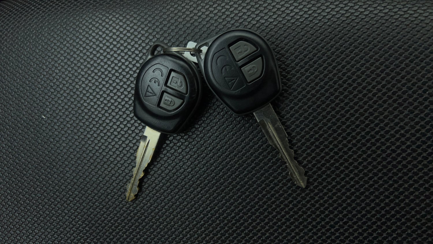 Used 2018 Maruti Suzuki Baleno Delta 1.2 Petrol Manual extra CAR KEY VIEW