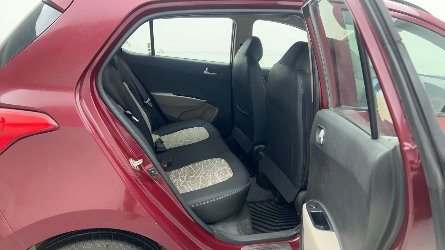 Used 2013 Hyundai Grand i10 Sportz 1.2 Kappa VTVT Petrol Manual interior RIGHT SIDE REAR DOOR CABIN VIEW