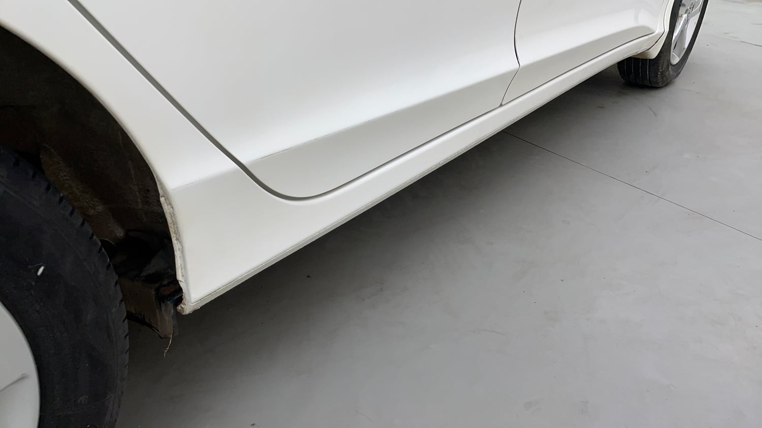 Used 2016 Honda City VX CVT Petrol Automatic dents MINOR SCRATCH