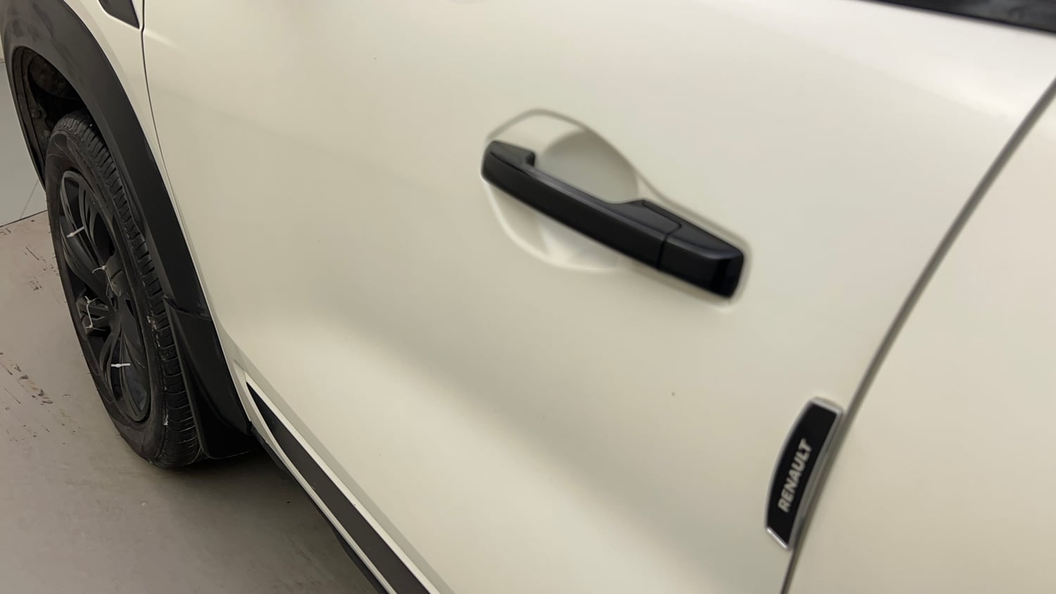Used 2025 Renault Kiger RXL Petrol Manual dents MINOR SCRATCH