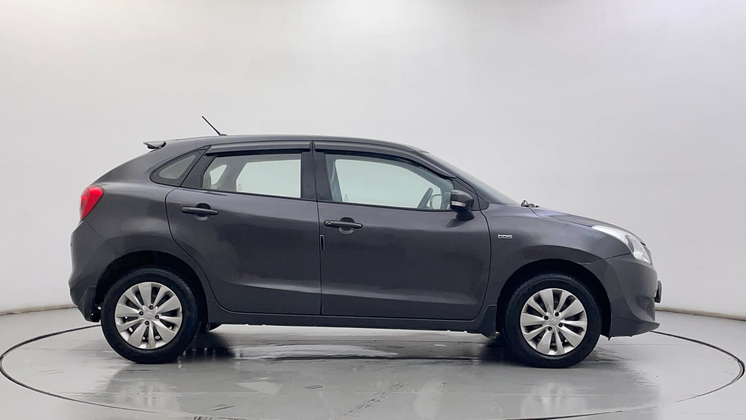 Used 2017 Maruti Suzuki Baleno Delta 1.3 Diesel Manual exterior RIGHT SIDE VIEW