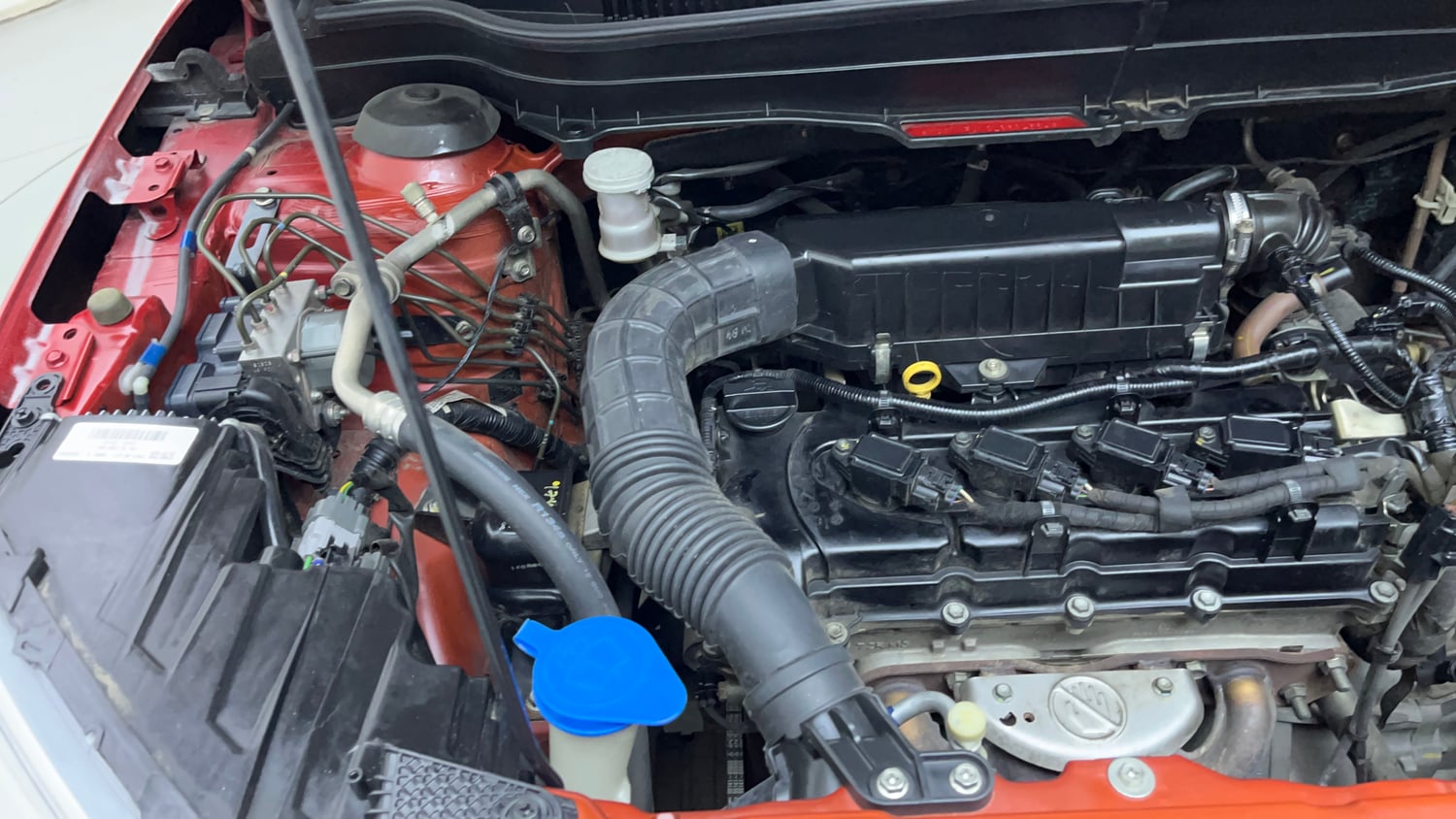 Used 2020 maruti-suzuki Vitara Brezza VXi Petrol Manual engine ENGINE RIGHT SIDE VIEW