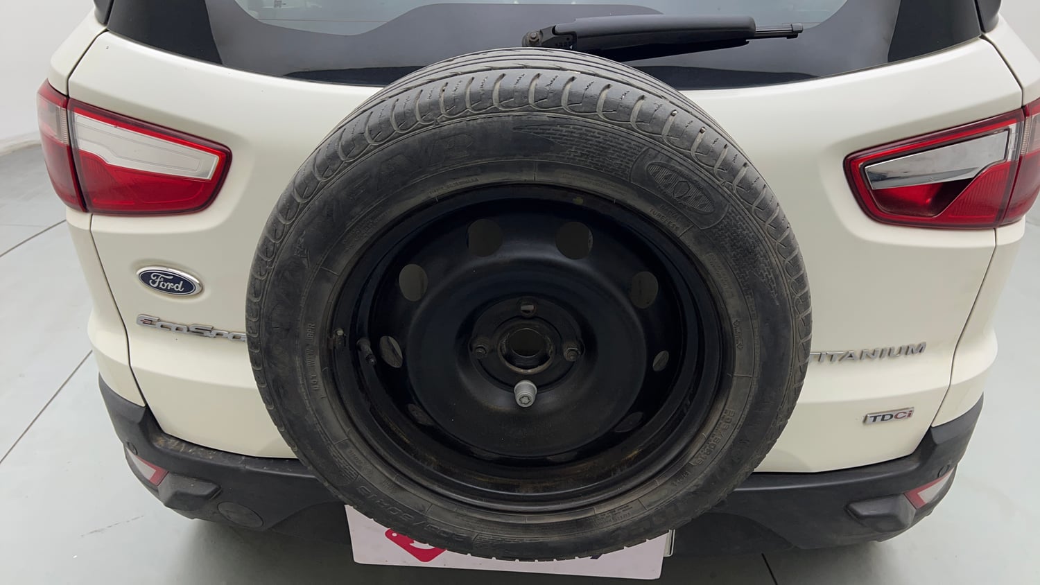 Used 2018 Ford EcoSport Trend + 1.5L TDCi Diesel Manual tyres SPARE TYRE VIEW
