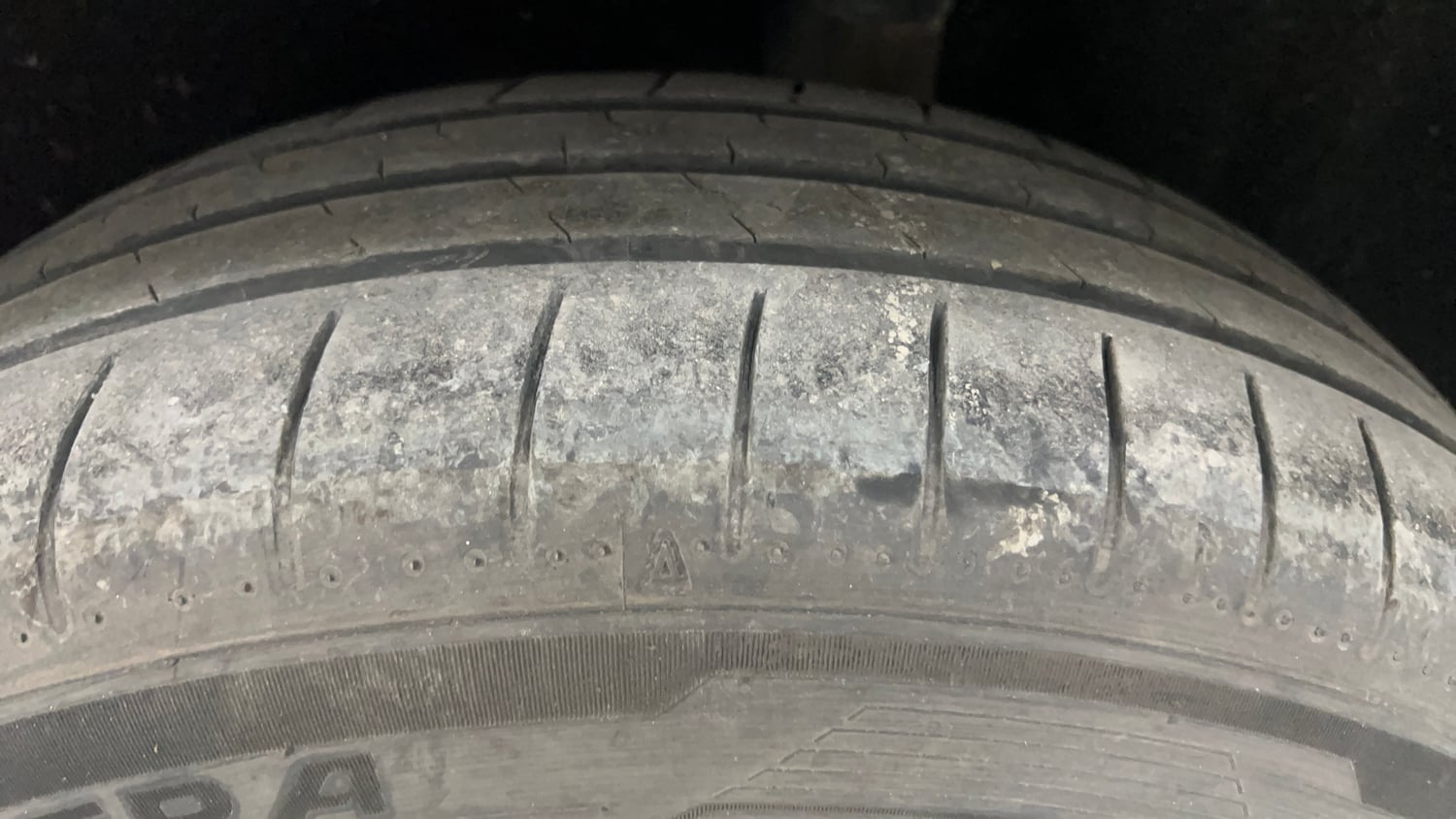 Used 2017 Ford EcoSport Trend 1.5L TDCi Diesel Manual tyres LEFT REAR TYRE TREAD VIEW