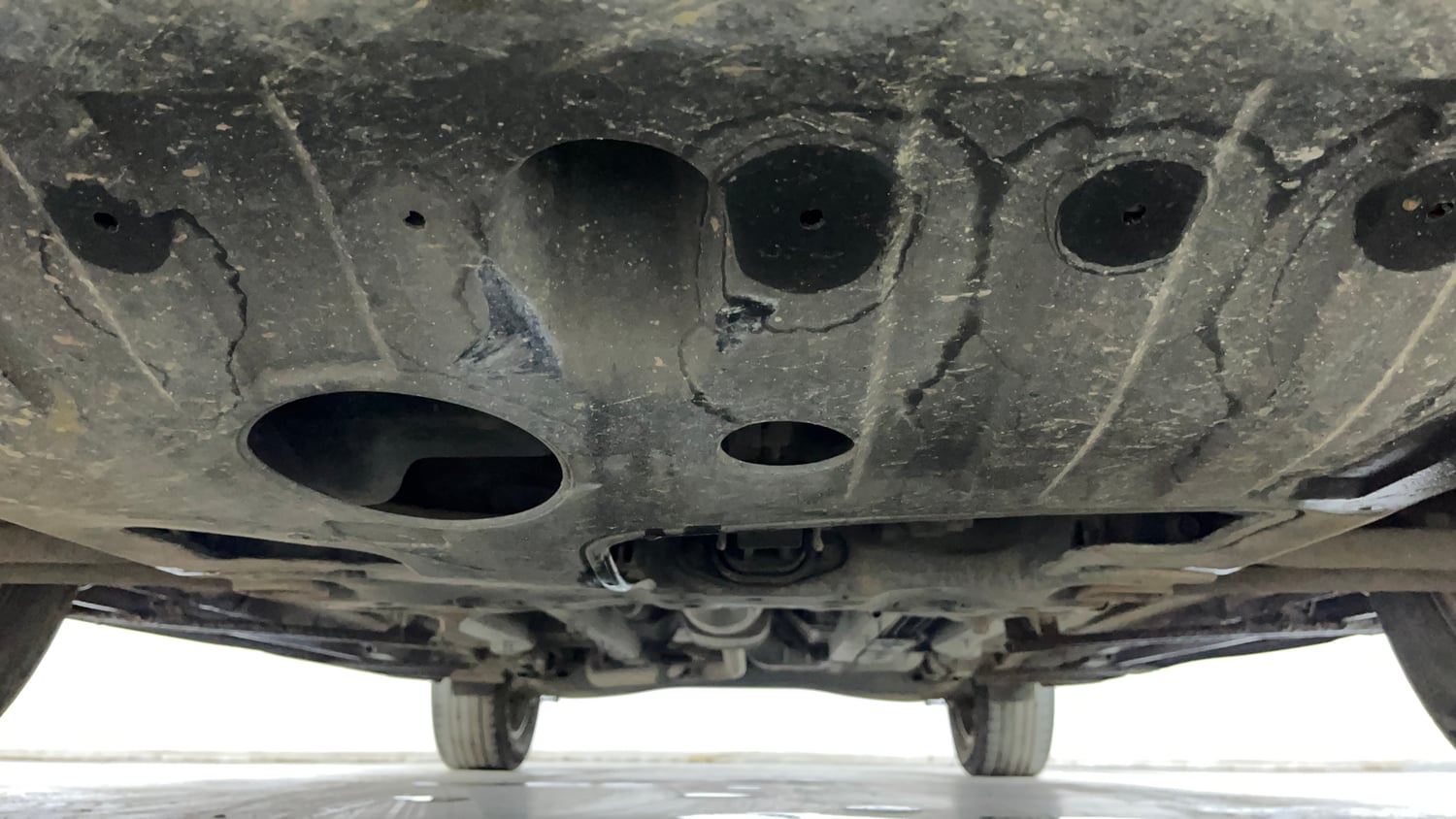 Used 2023 Hyundai Creta SX 1.5 Petrol Petrol Manual extra FRONT LEFT UNDERBODY VIEW
