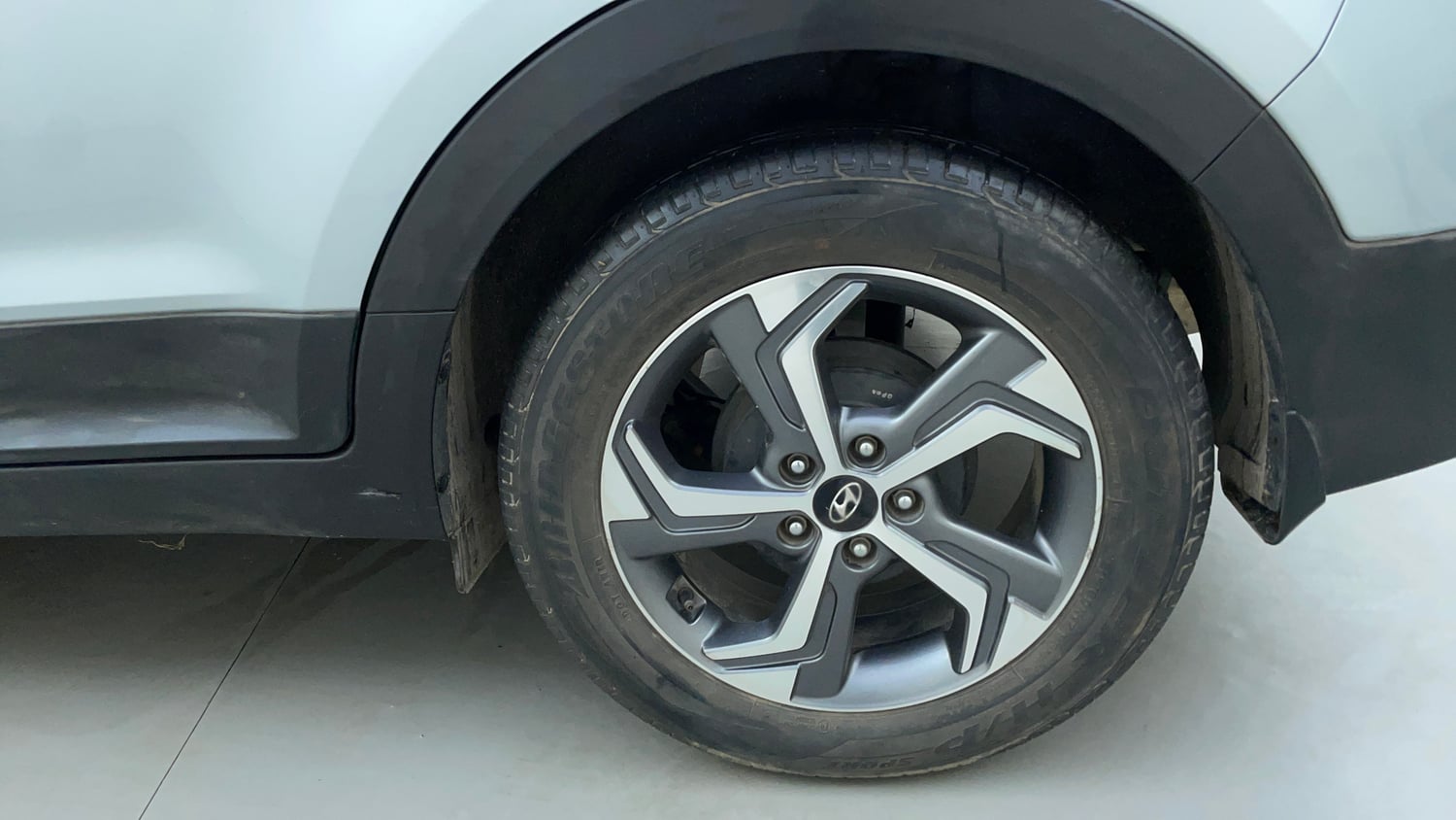 Used 2019 Hyundai Creta SX 1.6 AT Petrol Petrol Automatic tyres LEFT REAR TYRE RIM VIEW