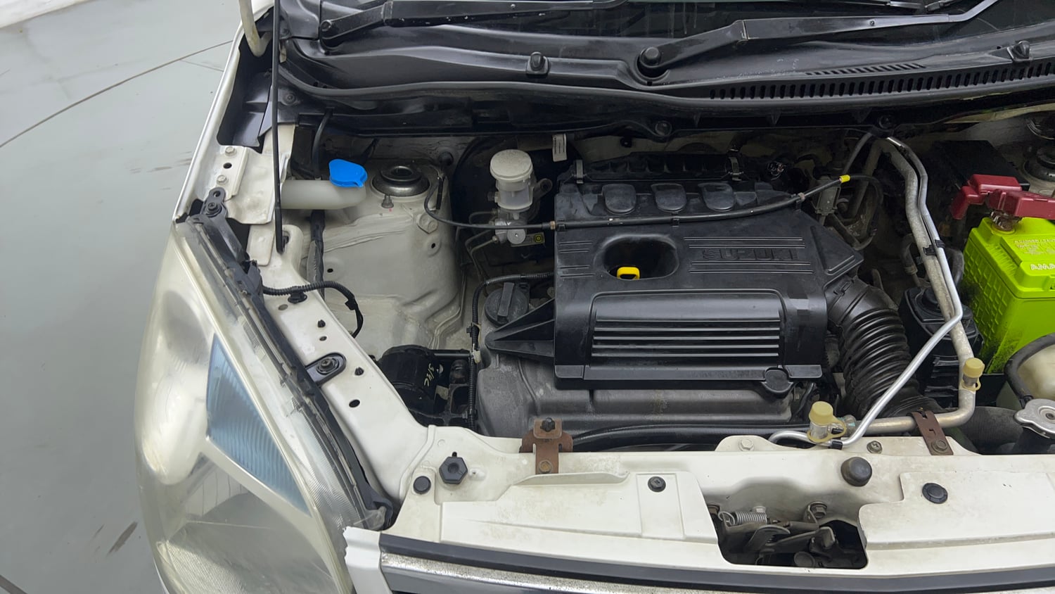 Used 2015 Maruti Suzuki Wagon R VXI Petrol Manual engine ENGINE RIGHT SIDE VIEW