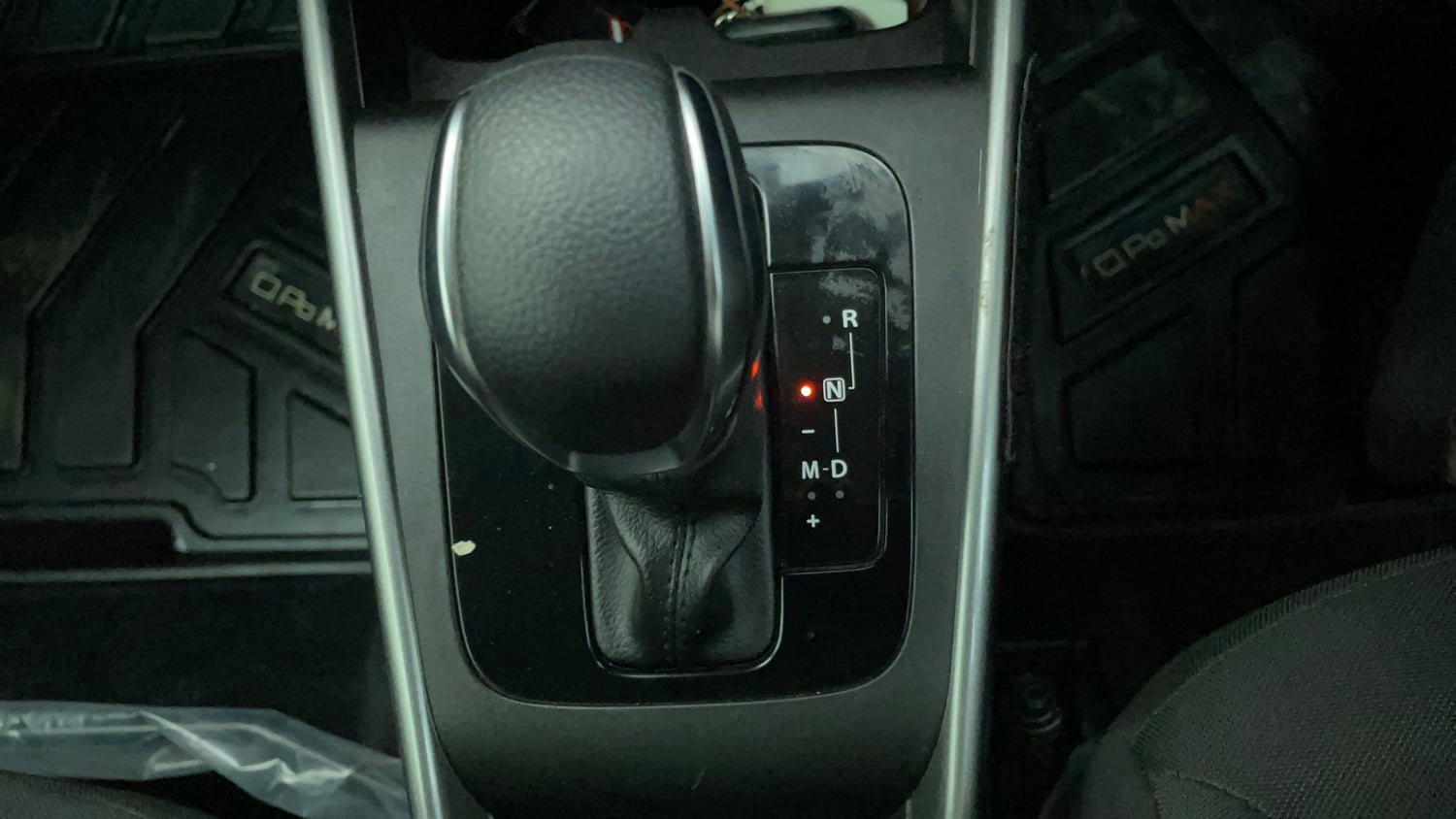 Used 2023 Maruti Suzuki Baleno Alpha AGS Petrol Automatic interior GEAR  KNOB VIEW