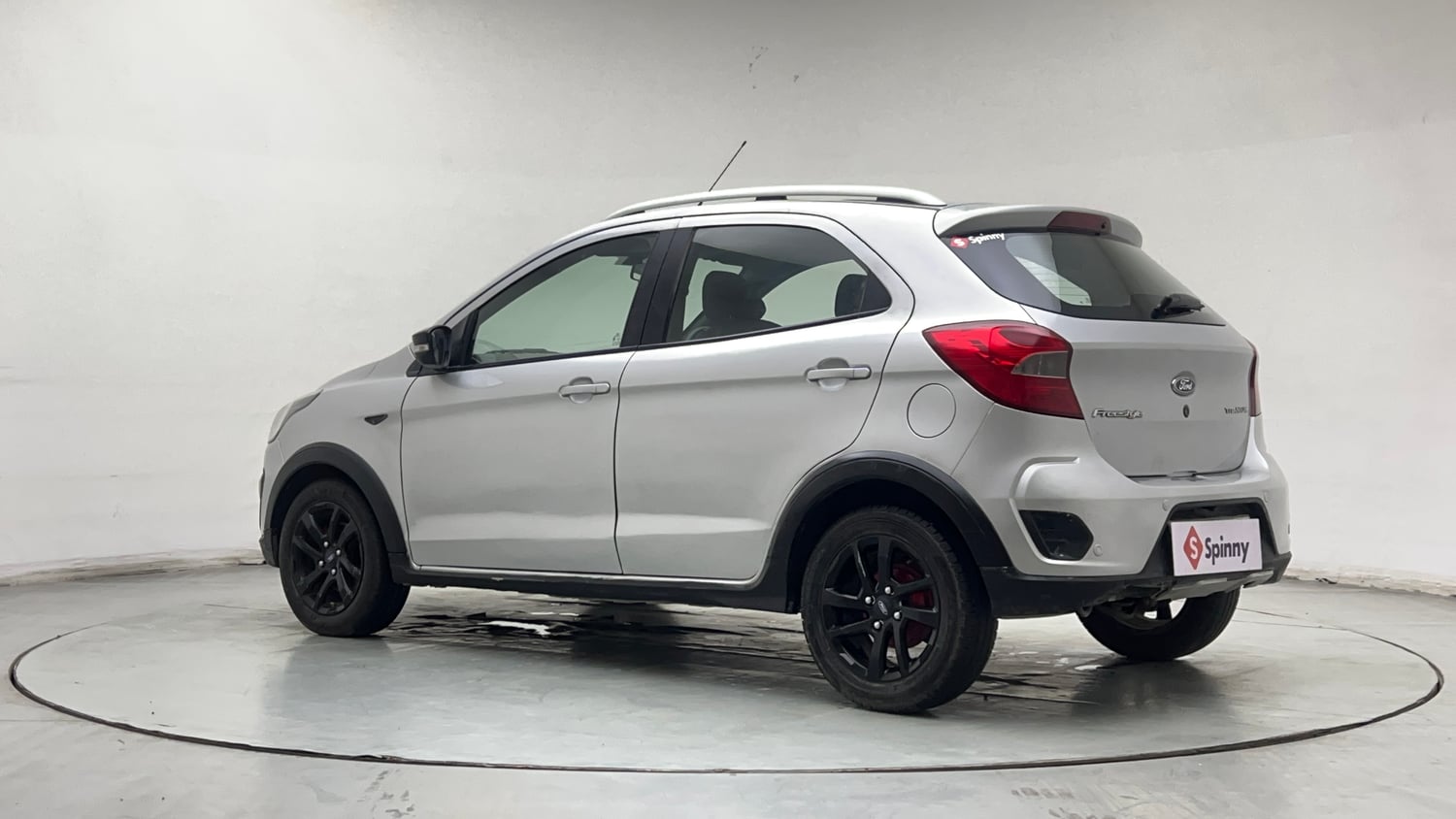 Used 2019 Ford Freestyle Titanium 1.2 Ti-VCT Petrol Manual exterior LEFT REAR CORNER VIEW