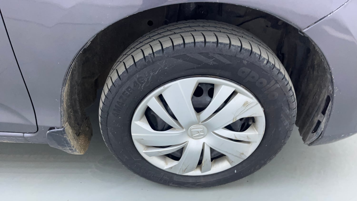 Used 2020 Honda Amaze 1.2 S MT Petrol Petrol Manual tyres RIGHT FRONT TYRE RIM VIEW