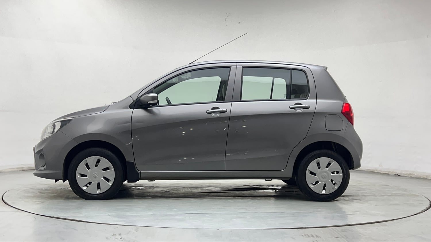 Used 2018 Maruti Suzuki Celerio ZXi (O) AMT Petrol Automatic exterior LEFT SIDE VIEW