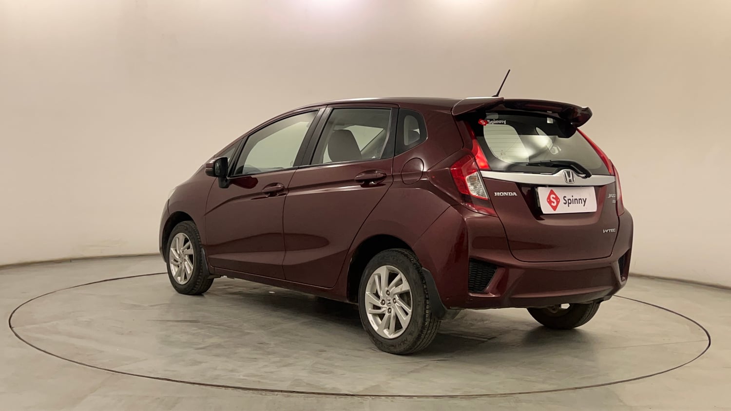 Used 2016 Honda Jazz VX Petrol Petrol Manual exterior LEFT REAR CORNER VIEW