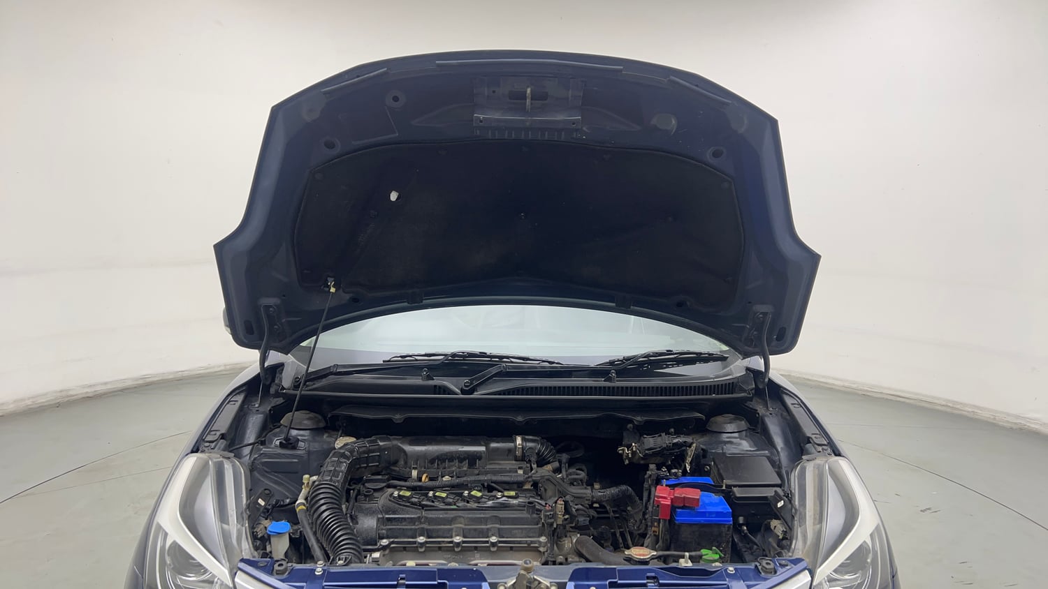 Used 2019 Maruti Suzuki Baleno Zeta Petrol Manual engine ENGINE & BONNET OPEN FRONT VIEW