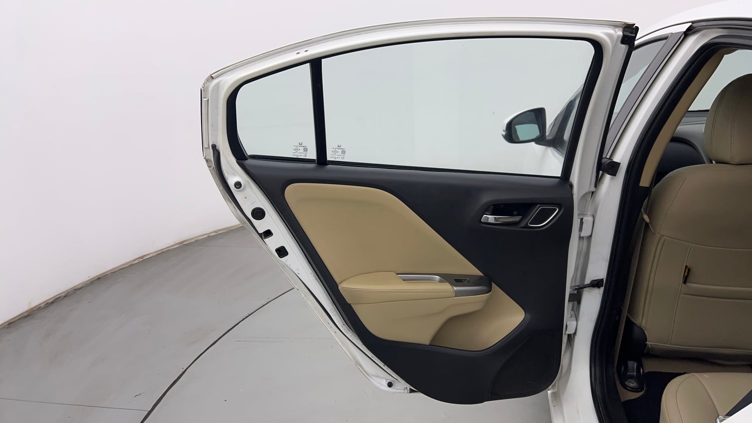 Used 2017 Honda City VX CVT Petrol Petrol Automatic interior LEFT REAR DOOR OPEN VIEW