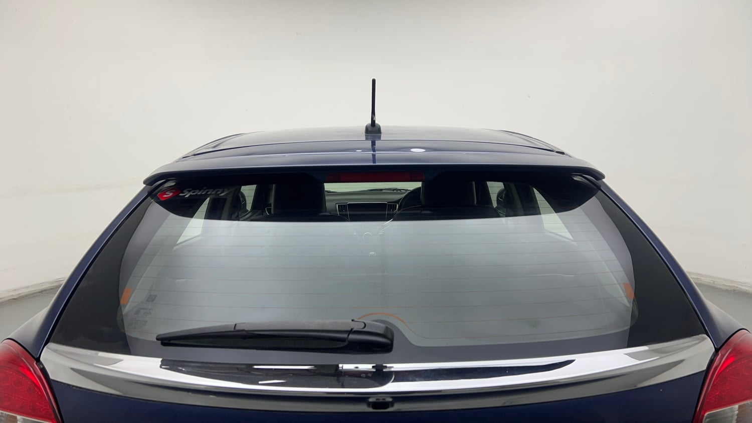 Used 2019 Maruti Suzuki Baleno Zeta Petrol Manual exterior BACK WINDSHIELD VIEW