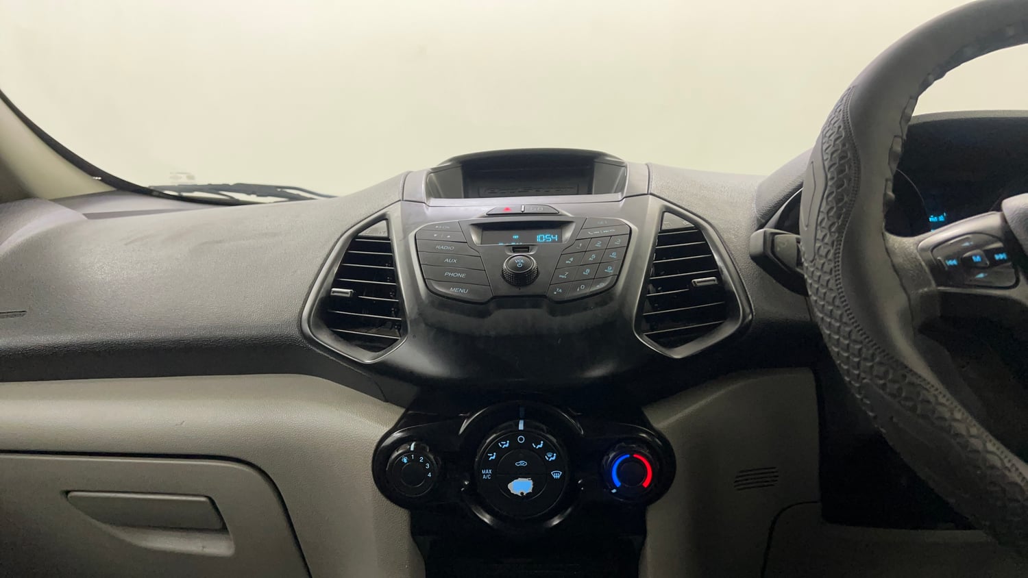 Used 2017 Ford EcoSport Trend 1.5L TDCi Diesel Manual interior MUSIC SYSTEM & AC CONTROL VIEW