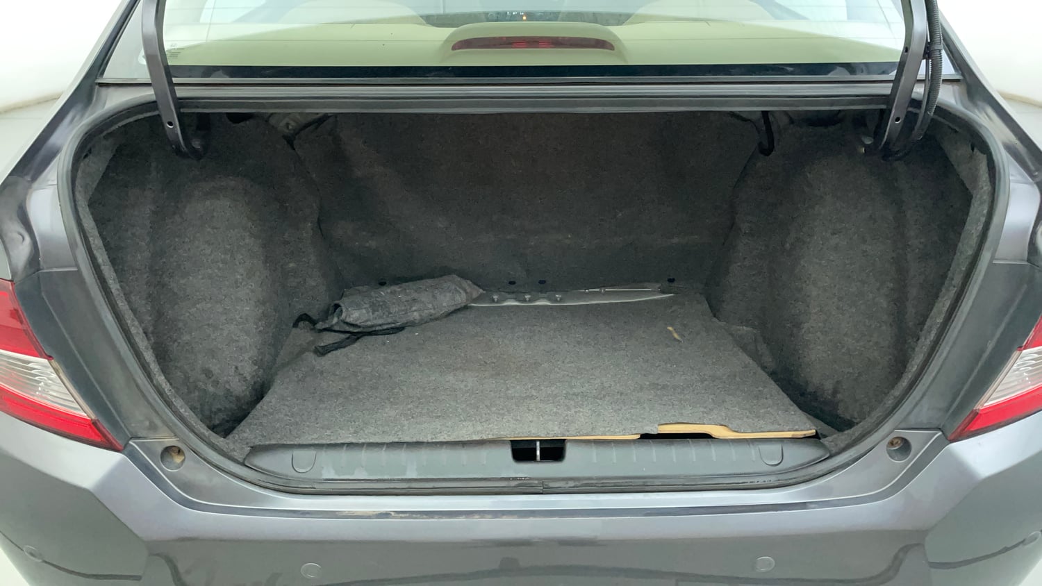 Used 2019 Honda Amaze 1.2 VX MT Petrol Petrol Manual interior DICKY INSIDE VIEW