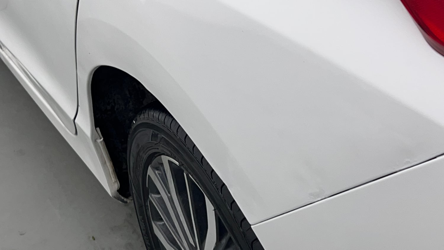 Used 2017 Honda City VX CVT Petrol Petrol Automatic dents MINOR DENT