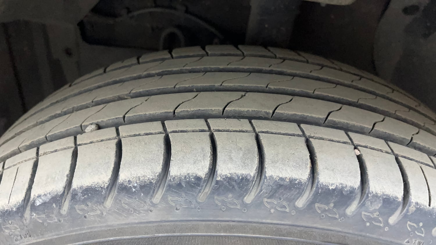 Used 2020 maruti-suzuki Vitara Brezza VXi Petrol Manual tyres LEFT FRONT TYRE TREAD VIEW