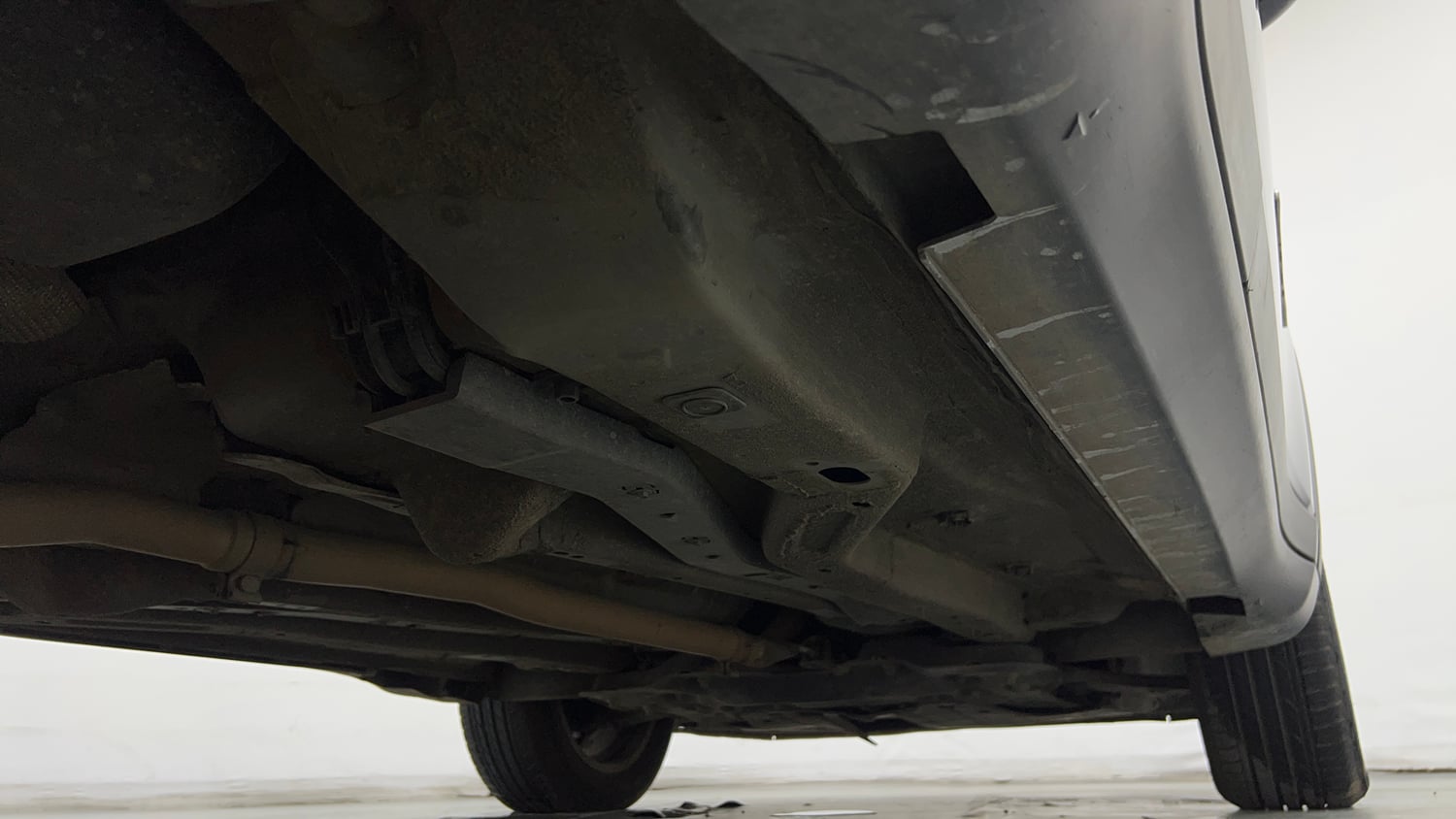 Used 2019 Jeep Compass Longitude (O) 1.4 Petrol AT Petrol Automatic extra REAR RIGHT UNDERBODY VIEW