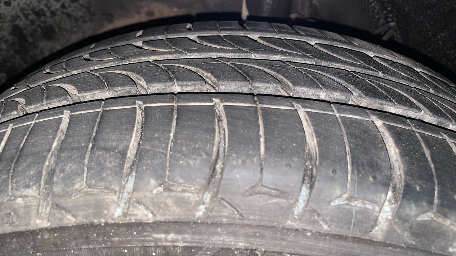 Used 2023 Hyundai Grand i10 Nios Magna 1.2 Kappa VTVT Petrol Manual tyres LEFT FRONT TYRE TREAD VIEW