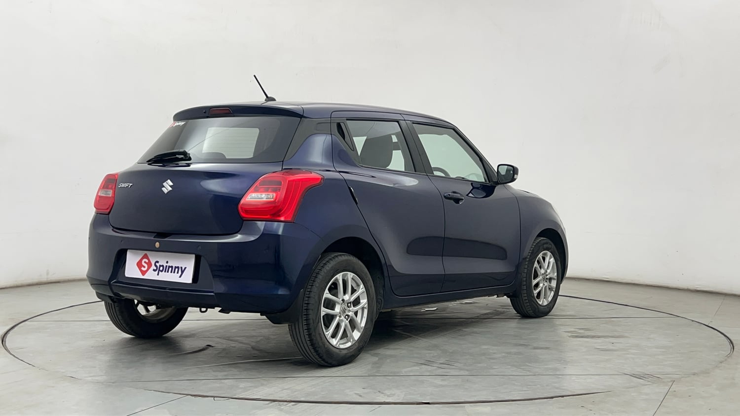Used 2018 Maruti Suzuki Swift ZXi AMT Petrol Automatic exterior RIGHT REAR CORNER VIEW