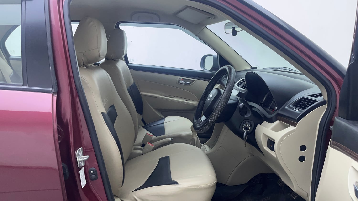 Used 2016 Maruti Suzuki Swift VXi Petrol Manual interior RIGHT SIDE FRONT DOOR CABIN VIEW