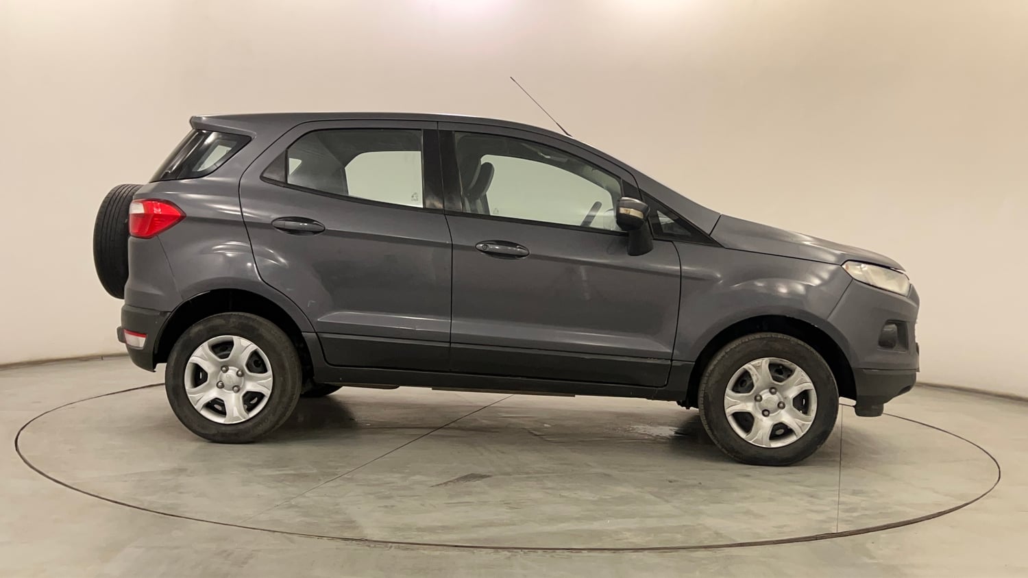 Used 2017 Ford EcoSport Trend 1.5L TDCi Diesel Manual exterior RIGHT SIDE VIEW