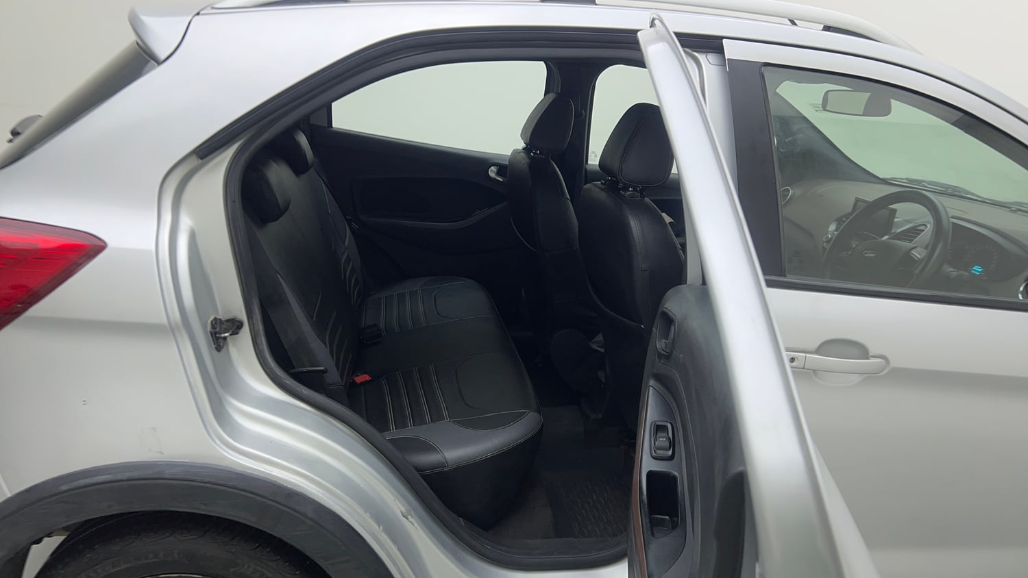 Used 2019 Ford Freestyle Titanium 1.2 Ti-VCT Petrol Manual interior RIGHT SIDE REAR DOOR CABIN VIEW