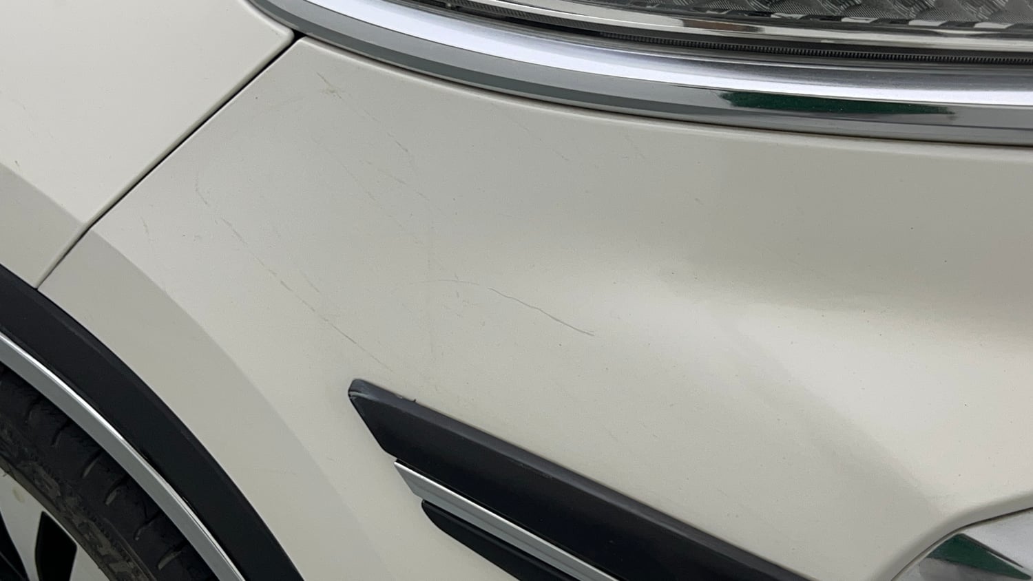 Used 2021 MG Motors Hector Sharp 1.5 Petrol Turbo Hybrid MT Dual Tone Hybrid Manual dents MINOR SCRATCH