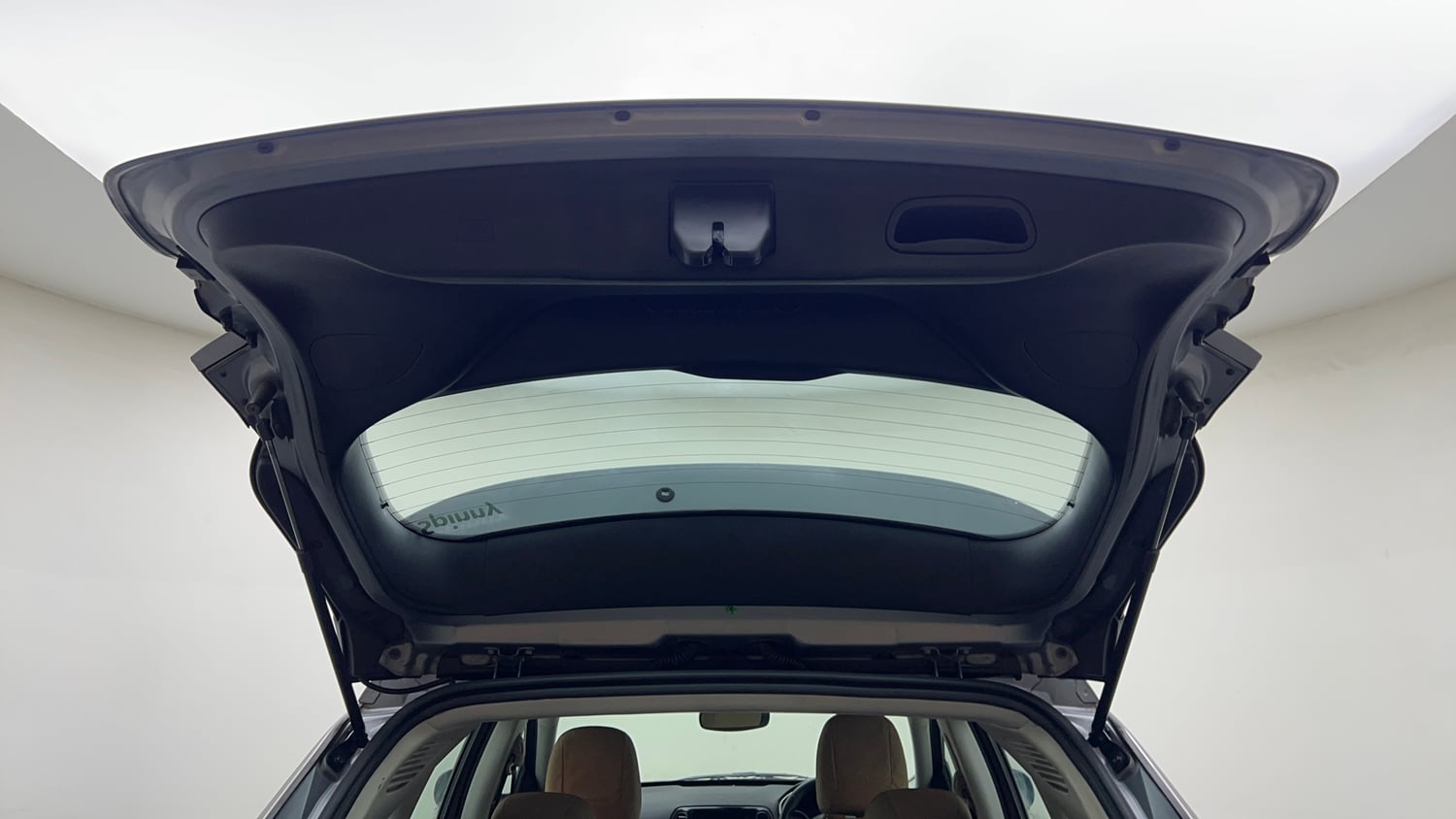 Used 2019 Jeep Compass Longitude (O) 1.4 Petrol AT Petrol Automatic interior DICKY DOOR OPEN VIEW